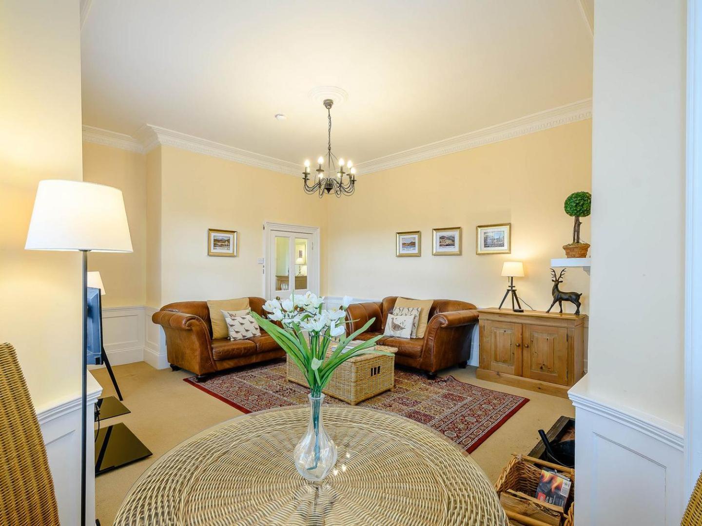 Meadow House Apartment Мофат Экстерьер фото